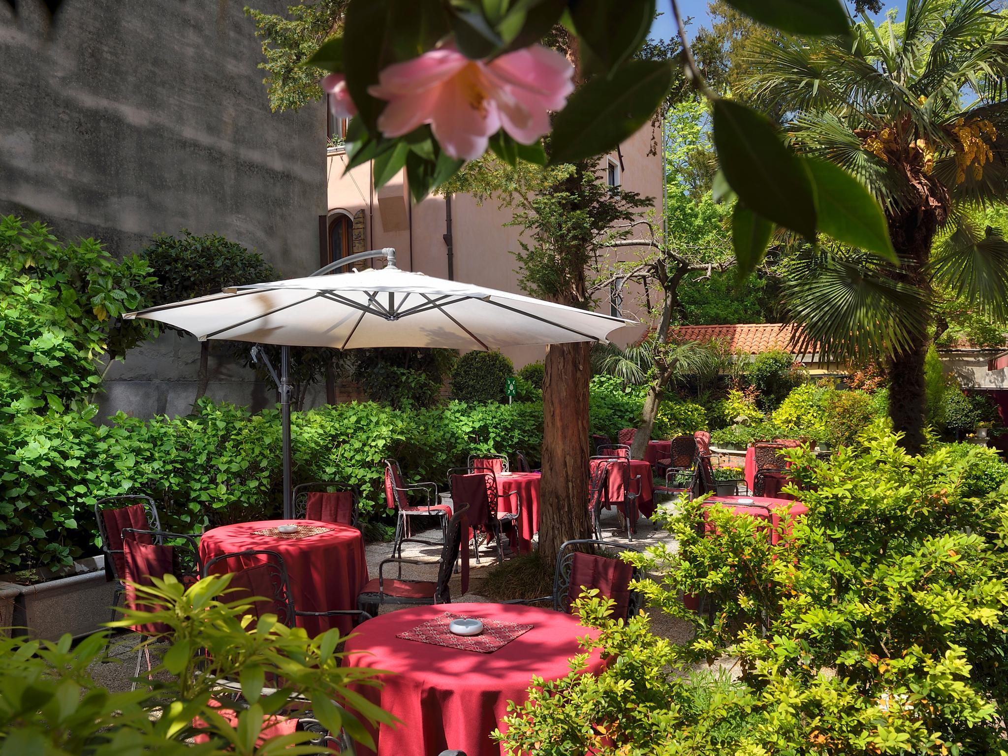 Hotel Amadeus Venise Extérieur photo