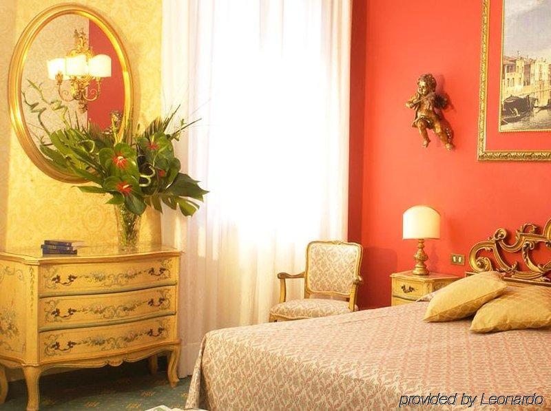 Hotel Amadeus Venise Extérieur photo