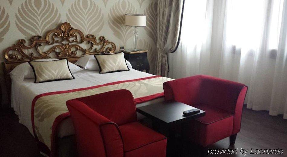 Hotel Amadeus Venise Extérieur photo